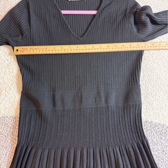 The Fold London Dress Womens Sz L V Neck Knit bandage Sculpt Black Fit & Flare - Picture 7 of 12